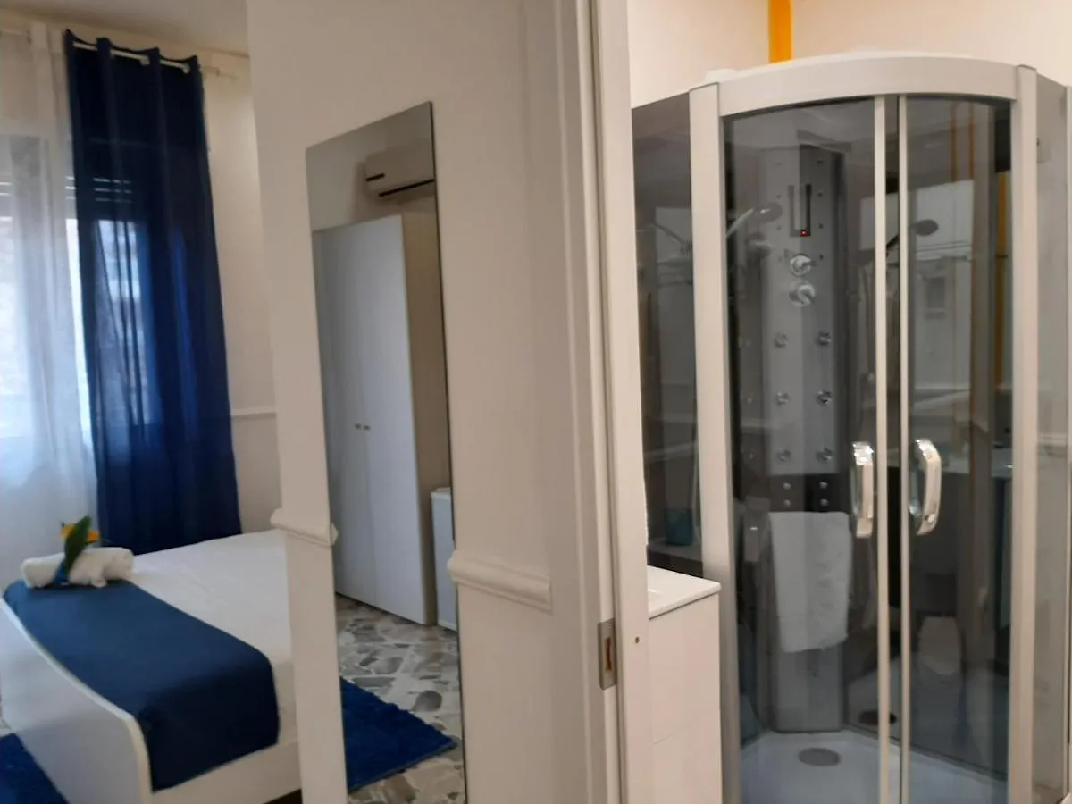 Bed and Breakfast Politeama Center Палермо 0*,  Италия