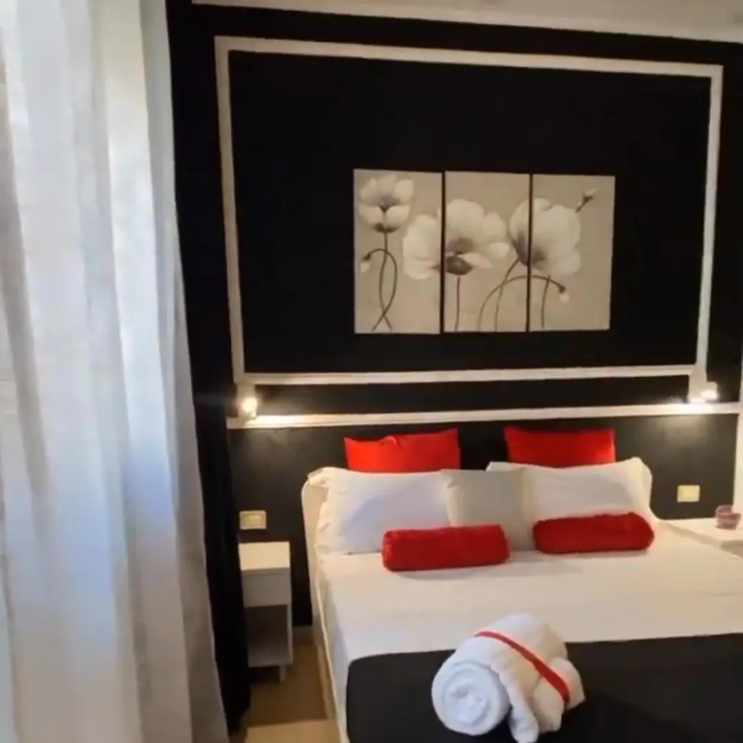 Bed and Breakfast Politeama Center Палермо Италия